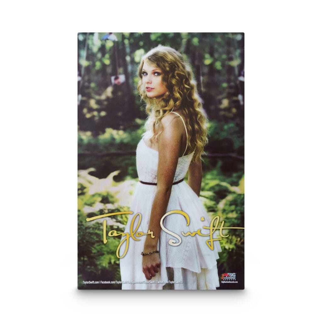 Swift, Taylor -- 2006 Promo Pic [Miscellaneous Ephemera]